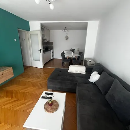 Apartment Stan Na Dan *